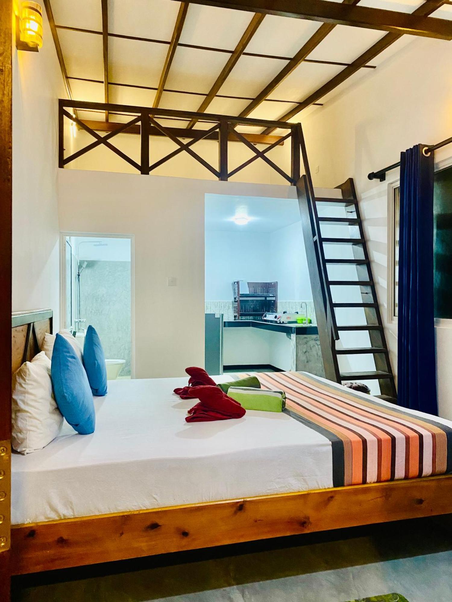 Indika Beach Villa Galle Exterior foto
