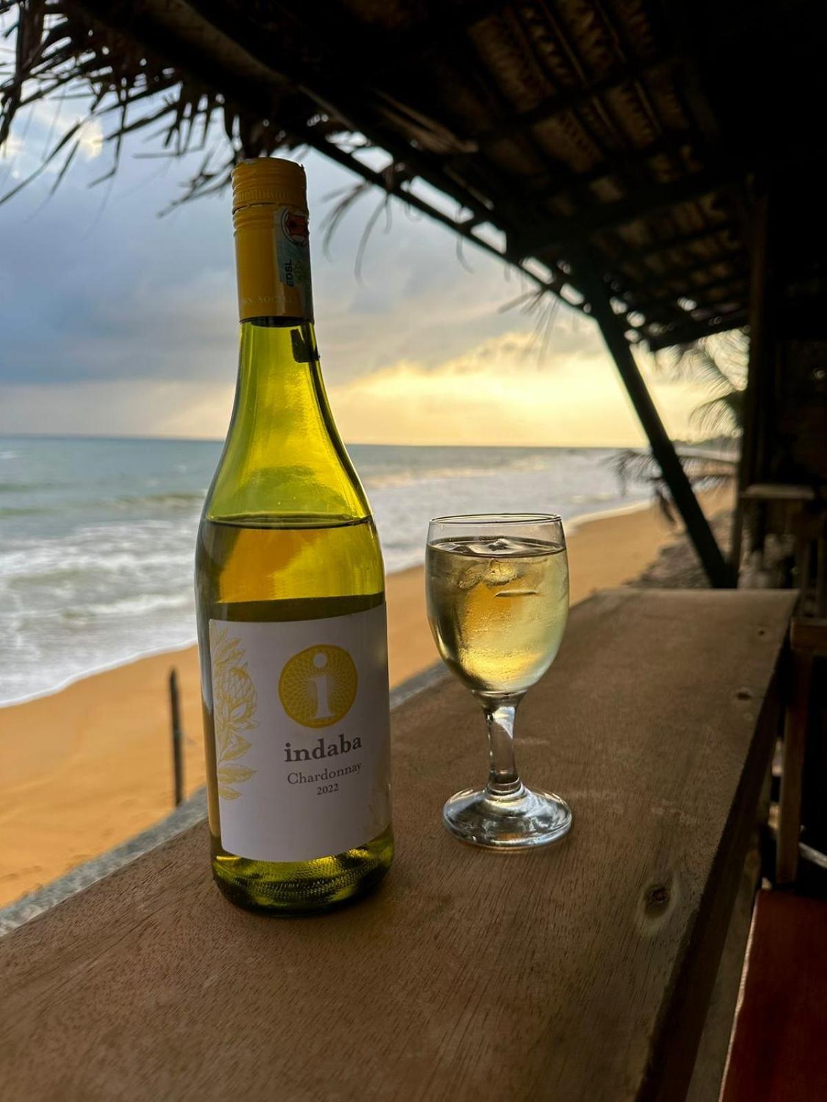 Indika Beach Villa Galle Exterior foto